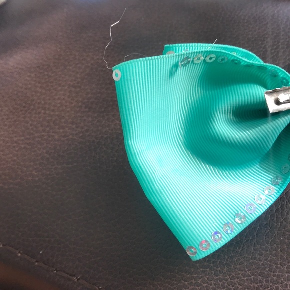 Hair bow - Picture 2 of 2